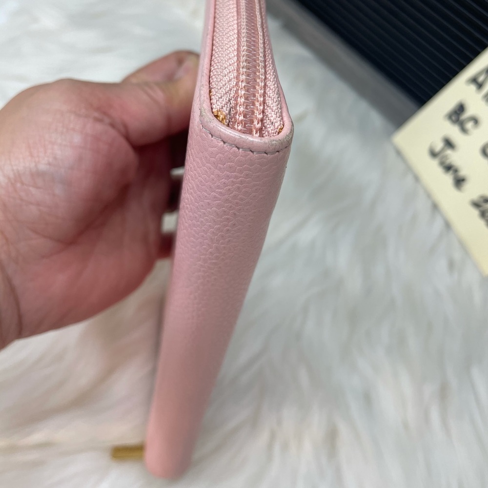 Sold on Instagram Chanel zippy wallet - Picture 10 of 11